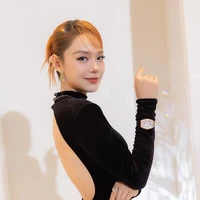 Lê Ngọc Minh Hằng ( Chị bé )