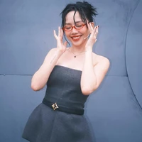 Nguyễn Khoa Tóc Tiên ( Xà )