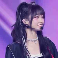 Nguyễn Lê Ngọc Ánh Sáng(Aza)