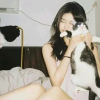 ♍︎ ◞ linh.