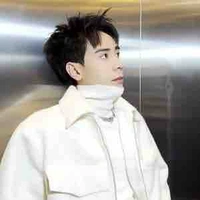 Lê Quang Hùng-MaterD