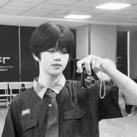 Trương Hàm Thụy 