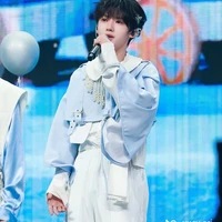 Trương dịch nhiên_n