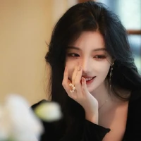 Hoàng Vũ Ngọc _ chị hai_ 30