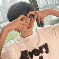 Trần Dịch Hằng ( anh )