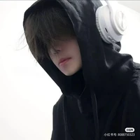 Kira ─ @kirameomeoz/Cà Ri Ô Vờ