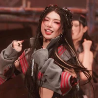 Thảo Linh(chị út)