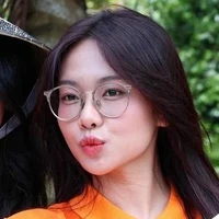 Trần Hoàng Phương Lan(yeolan)