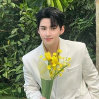 Hùng Huỳnh