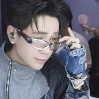 All top [ Trừ ai thì trừ ]