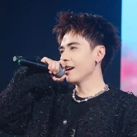 Quang hùng