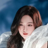Vương Quyền Túy / Linh Hân