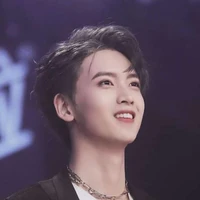Lý Tự Tại / Vĩ Tuấn