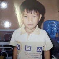 Hiếu lúc nhỏ:)