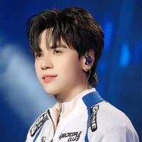 Lê Quang Hùng (Quang Hùng masterd )