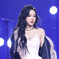 Nguyễn Hoàng Ly_ Lyly