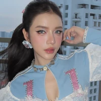 Nguyễn Hoàng Ly _ Lyly