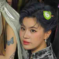 Nguyễn Diệu Huyền - Pháo