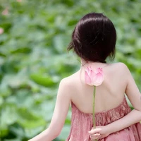 Nhỏ này là T/g