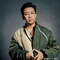 trấn Thành ( hiệu trưởng)