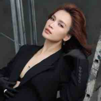 Ái Phương ( Cô )