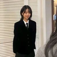 Kim Si Eun ( Young mi )