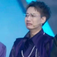 Lou Hoàng