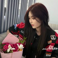 Vương Dịch - cô