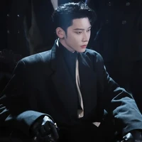 Lục Dạ Thần