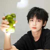 Dương Hàm Bác [YHB]