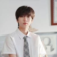 Nhiếp Vĩ Thần [NWC]