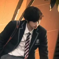 Trần Dịch Hằng - Hắn