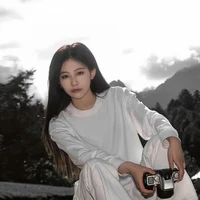 Viên Nhất Kỳ *em*