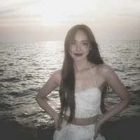 June Wanwimol - Nàng