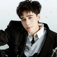 quang hùng
