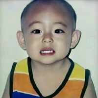 Taetae-Hắn( nhỏ)