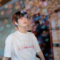 Trương Hàm Thụy_R