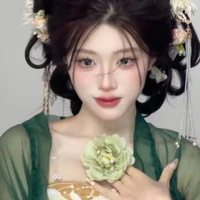 Khanh Tần