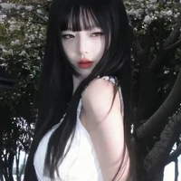 Hoàng Cẩm Tú