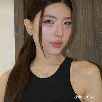 Nguyễn Lê Diễm Hằng ( lammoon)