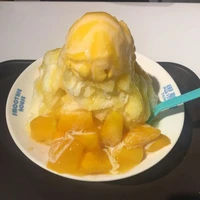 "Ma nữ kem chua xoài "