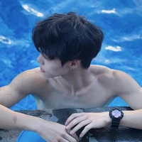 Vũ Hoàng Khang-bn thân n9