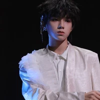 Vương Lỗ Kiệt_Gã¹