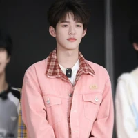 Quan Tuấn Thần (bff hắn )