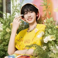 Tả Kỳ Hàm (cậu/em)