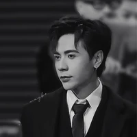 quang hùng Masterd -LQH
