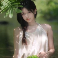 Đan Huỳnh/ Lê