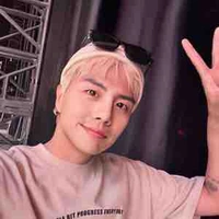 Duy Khánh ( bé Dâu )