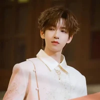 Hạ Tuấn Lâm