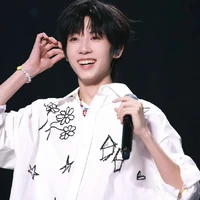 Vợ nhỏ LYW_YBW ~ (Tgia)